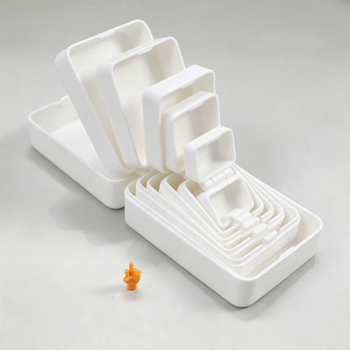 Funny 7-Layer Prank Box – 3D Printed Middle Finger Surprise Gift