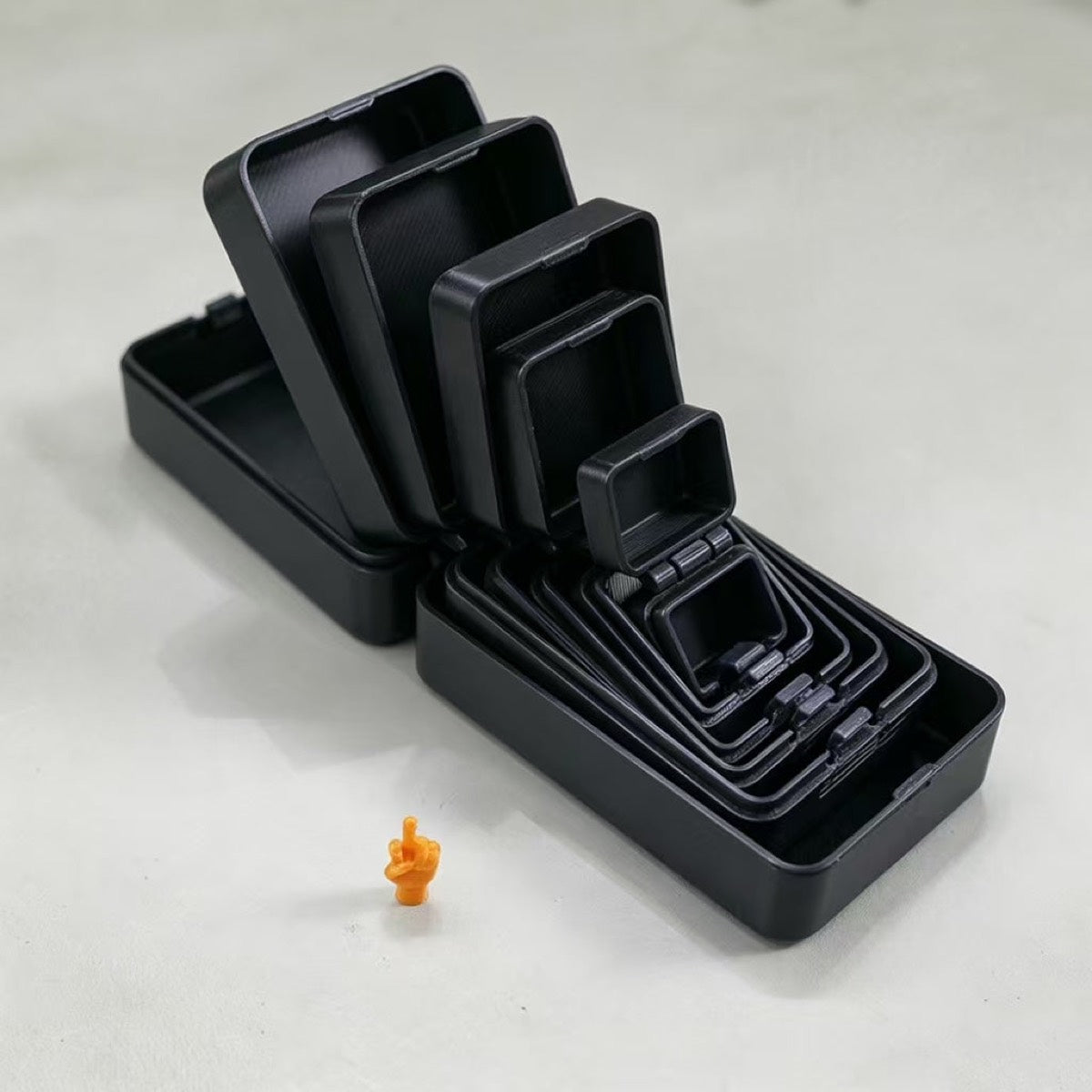Funny 7-Layer Prank Box – 3D Printed Middle Finger Surprise Gift