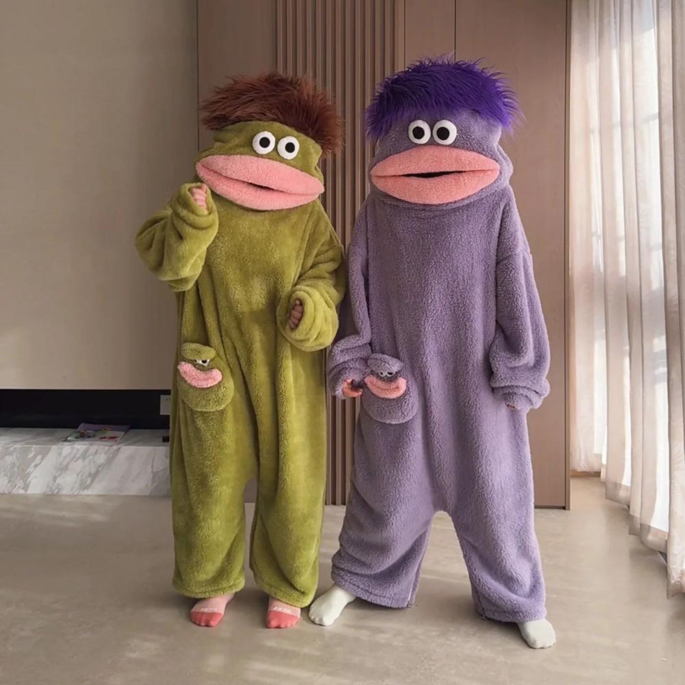 Funny Monster Hooded Fleece Robe 🐸💤