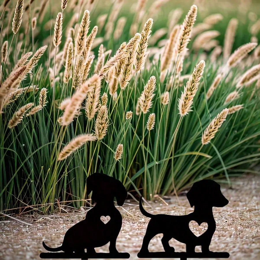 Freestanding Metal Dog Silhouette Garden Stake – Outdoor Pet Memorial Yard Decor