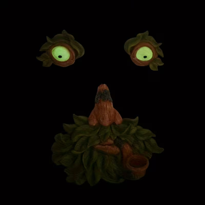 Glow-in-the-Dark Tree Face Bird Feeder – Funny Old Man Garden Decor Statue