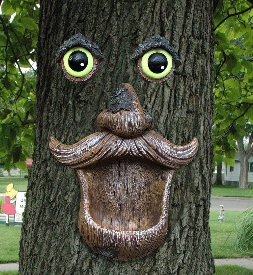 Lifelike Tree Face Bird Feeder – Glowing Eyes Outdoor Yard Accent