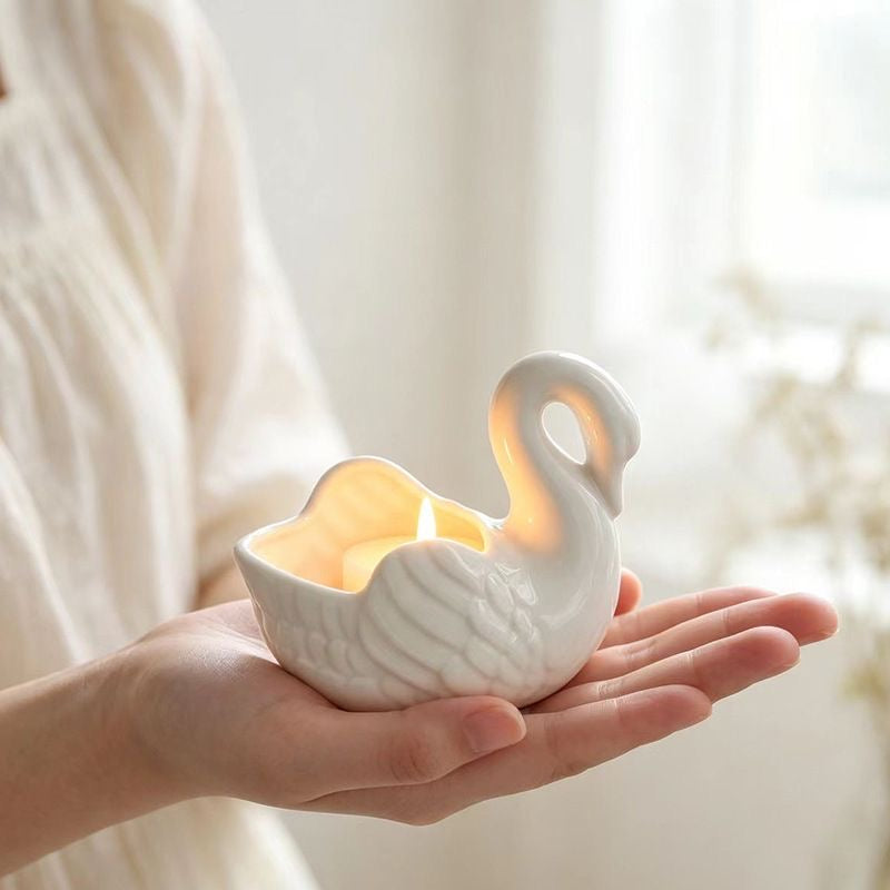 🦢🕯️ Cute Swan Ceramic Candle Holder – Home Decor & Gift