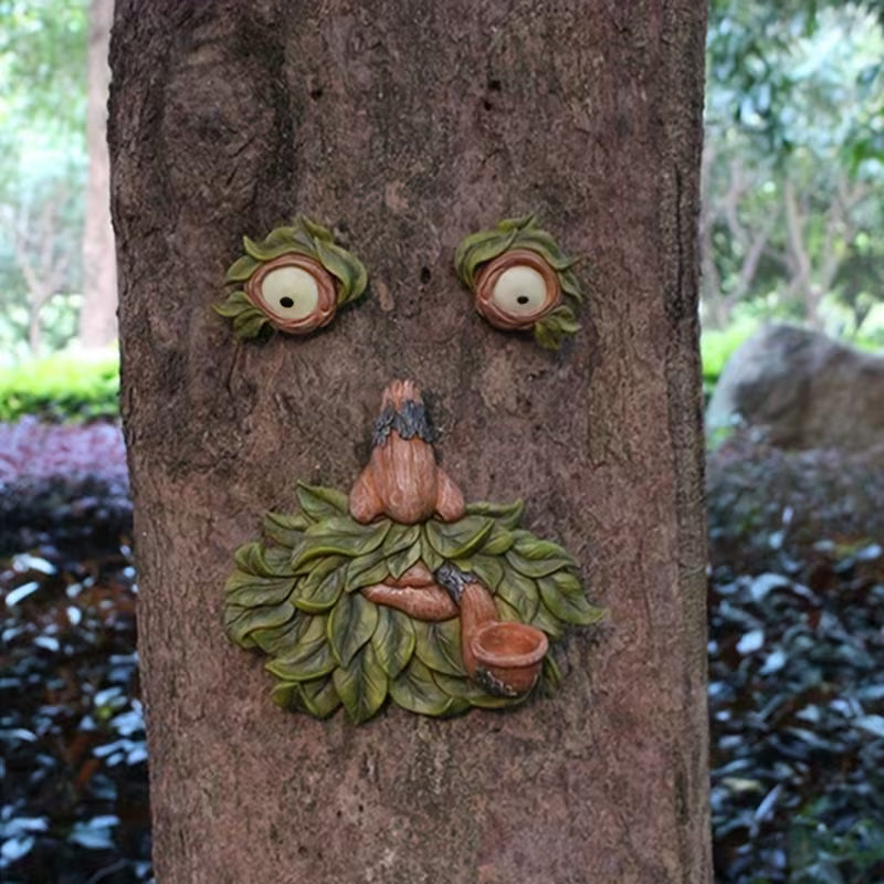 Glow-in-the-Dark Tree Face Bird Feeder – Funny Old Man Garden Decor Statue